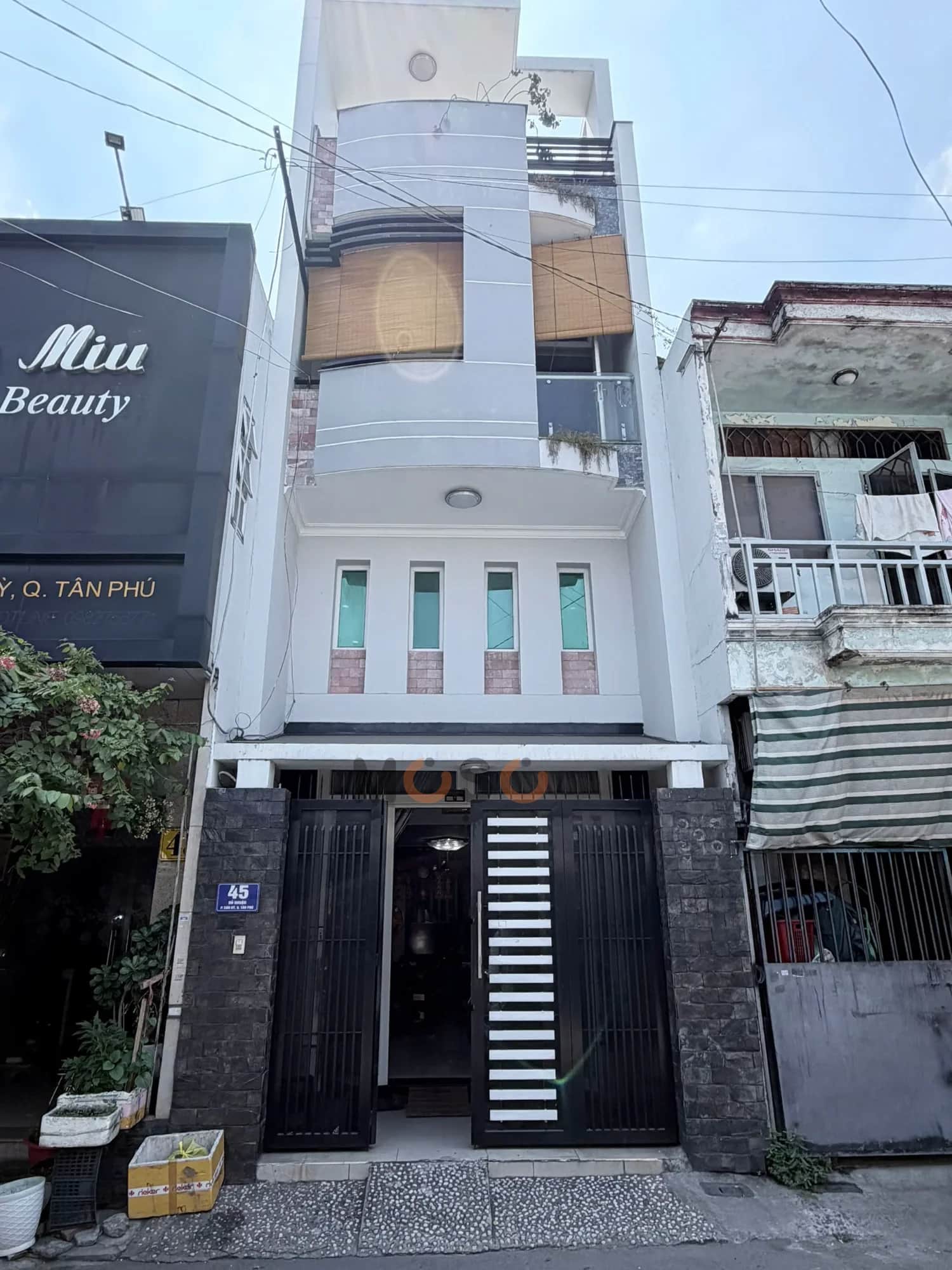 Bán nhà mặt tiền Đường Đỗ Nhuận Quận Tân Phú, TP.HCM – 4 phòng ngủ, giá 9.8 tỷ Bán nhà mặt tiền Đường Đỗ Nhuận Quận Tân Phú, TP.HCM – 4 phòng ngủ, giá 9.8 tỷ