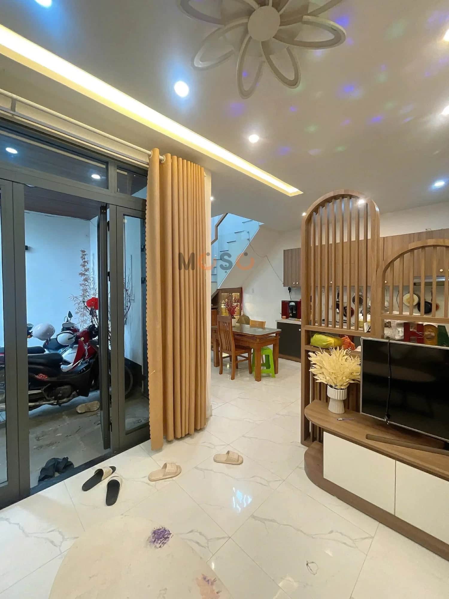 Bán nhà hẻm Lê Duẩn Quận Thanh Khê, TP. Đà Nẵng – 3 phòng ngủ, giá 3.3 tỷ Bán nhà hẻm Lê Duẩn Quận Thanh Khê, TP. Đà Nẵng – 3 phòng ngủ, giá 3.3 tỷ