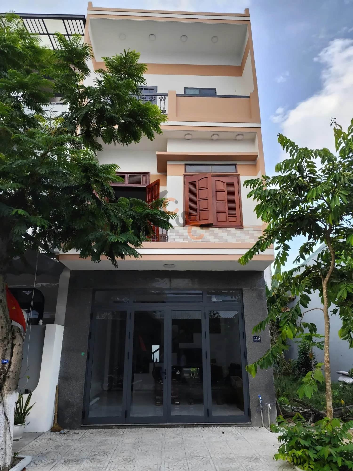 Bán nhà mặt tiền Lương Khánh Thiện Quận Liên Chiểu, TP. Đà Nẵng – 4 phòng ngủ, giá 6.7 tỷ