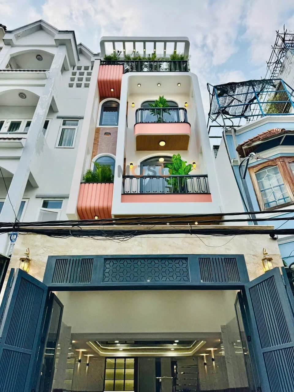 Bán nhà hẻm Phan Huy Ích Quận Gò Vấp, TP.HCM – 6 phòng ngủ, giá 11.8 tỷ Bán nhà hẻm Phan Huy Ích Quận Gò Vấp, TP.HCM – 6 phòng ngủ, giá 11.8 tỷ