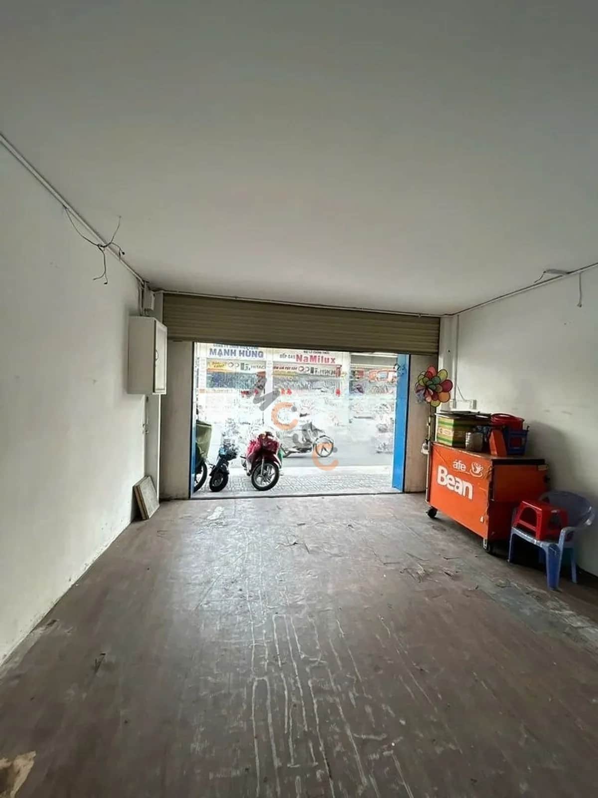 Main image