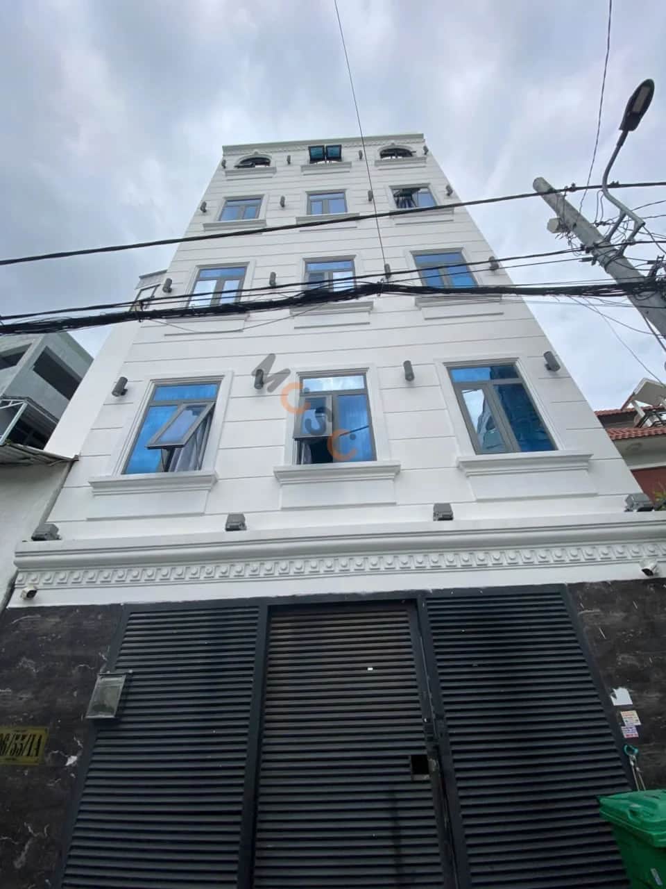 Main image