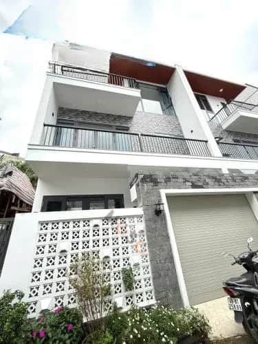 Cho thuê nhà hẻm Vạn Thành Thành phố Đà Lạt, Lâm Đồng – 6 phòng ngủ, giá 15 triệu