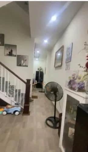 Cho thuê nhà hẻm Hùng Vương Nha Trang, Khánh Hòa – 2 phòng ngủ, giá 29 triệu