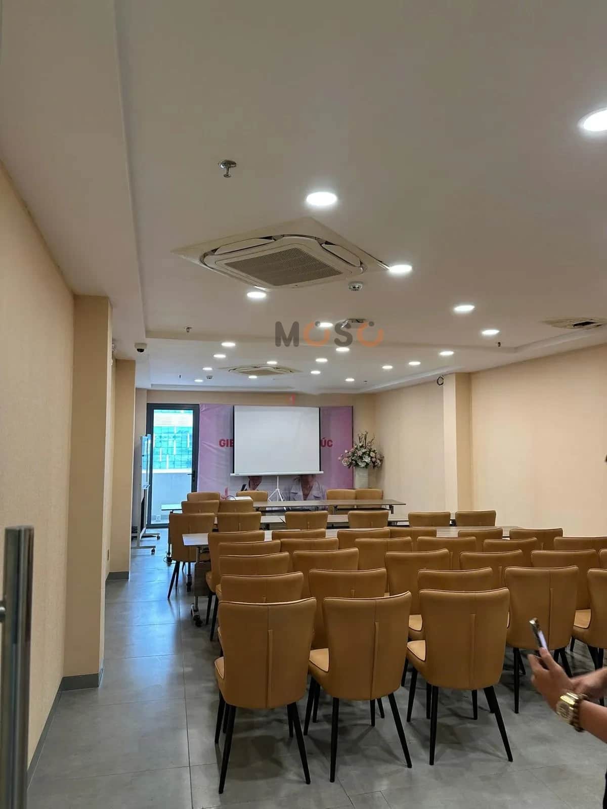 Cho thuê văn phòng Lý Thái Tổ Quận 10, TP.HCM – giá 75 triệu