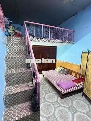 Cho thuê căn hộ chung cư Hoàn Kiếm, Hà Nội – 2 phòng ngủ, giá 12 triệu