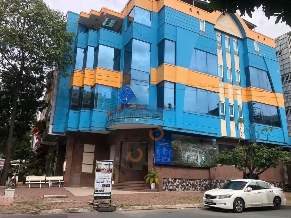 Main image