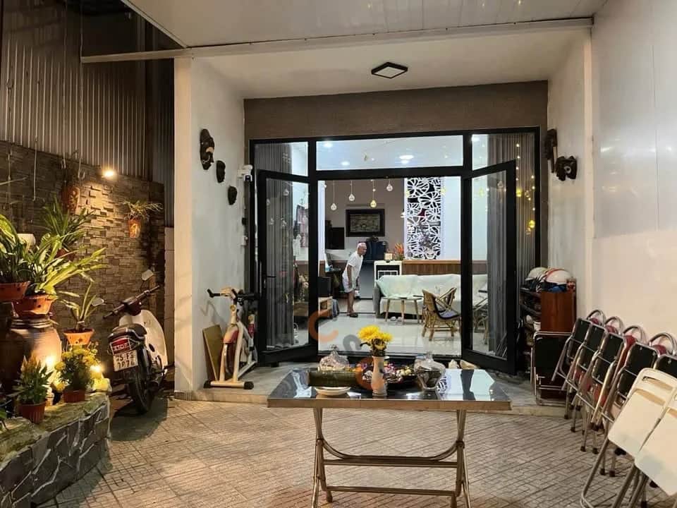 Cho thuê nhà hẻm Xuân Hòa, KQH Hương Long Quận Phú Xuân, TP. Huế – 2 phòng ngủ, giá 6 triệu