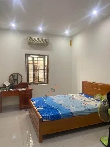 Cho thuê nhà hẻm Tông Đản Hoàn Kiếm, Hà Nội – 2 phòng ngủ, giá 18 triệu