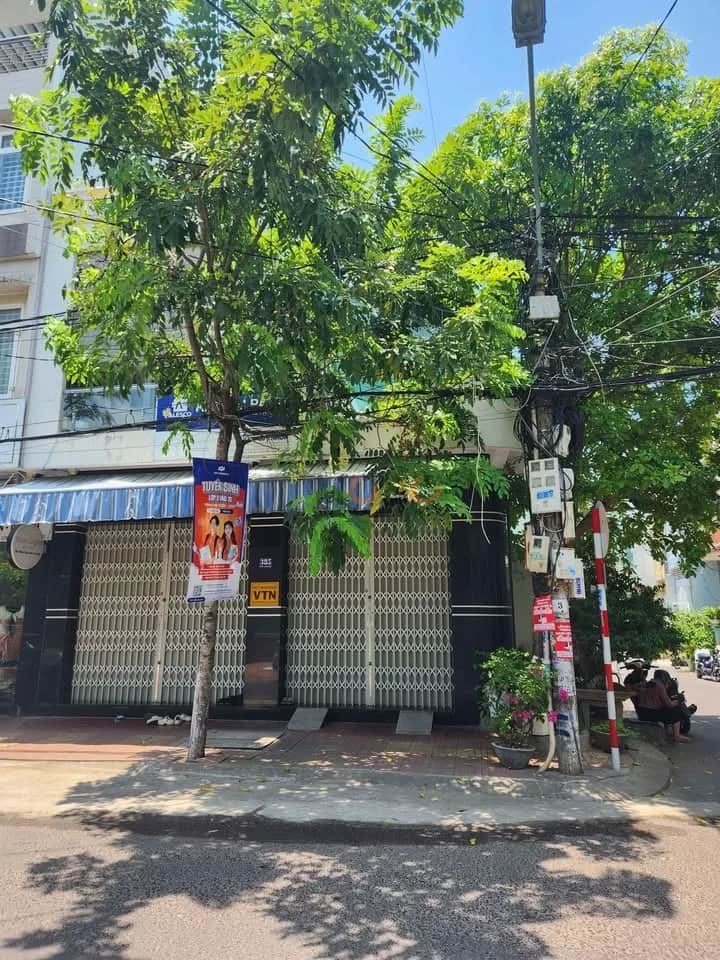 Bán nhà mặt tiền Nguyễn Thị Minh Khai Thành phố Quy Nhơn, Bình Định – 3 phòng ngủ, giá 12.9 tỷ