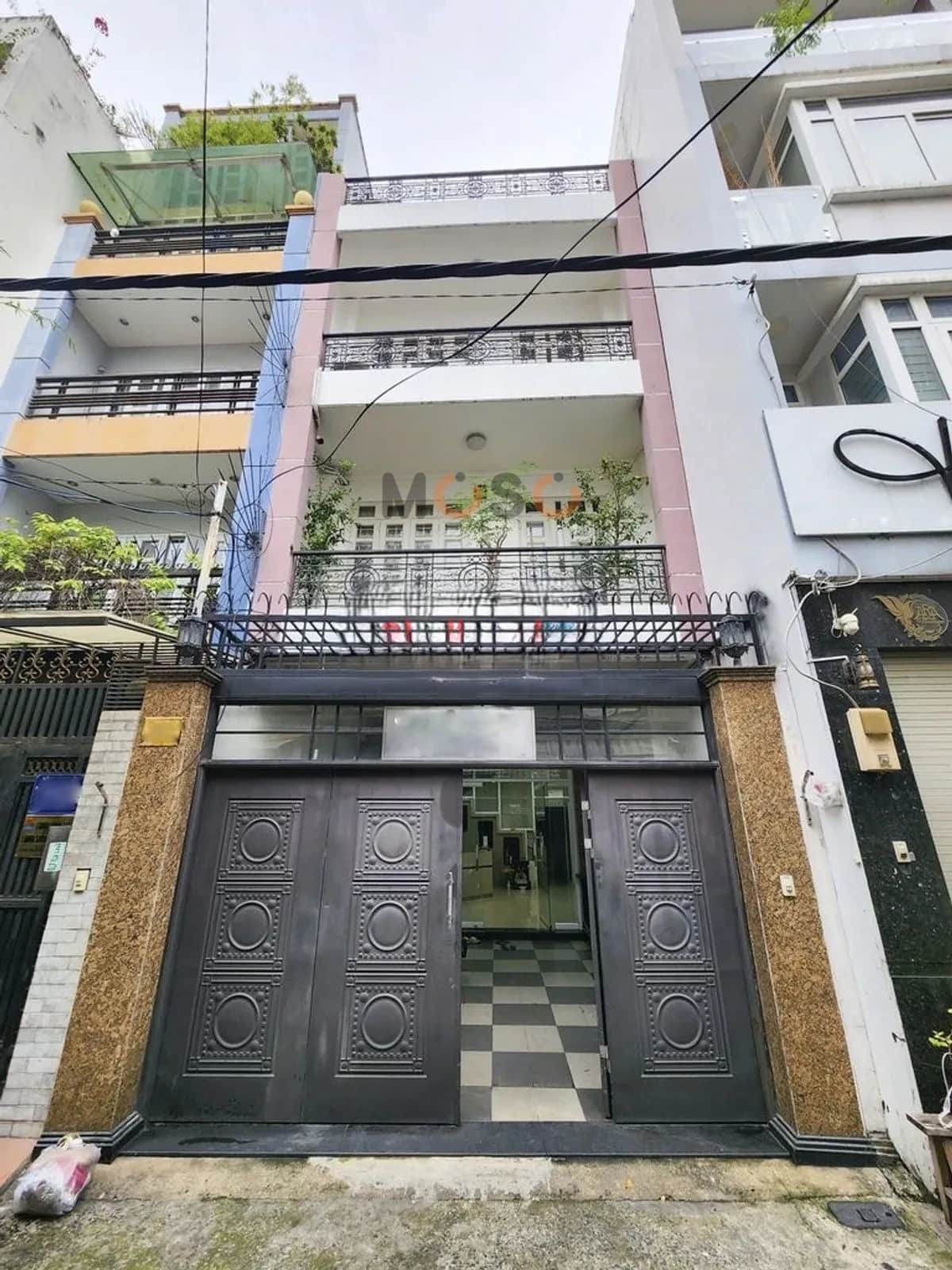 Main image