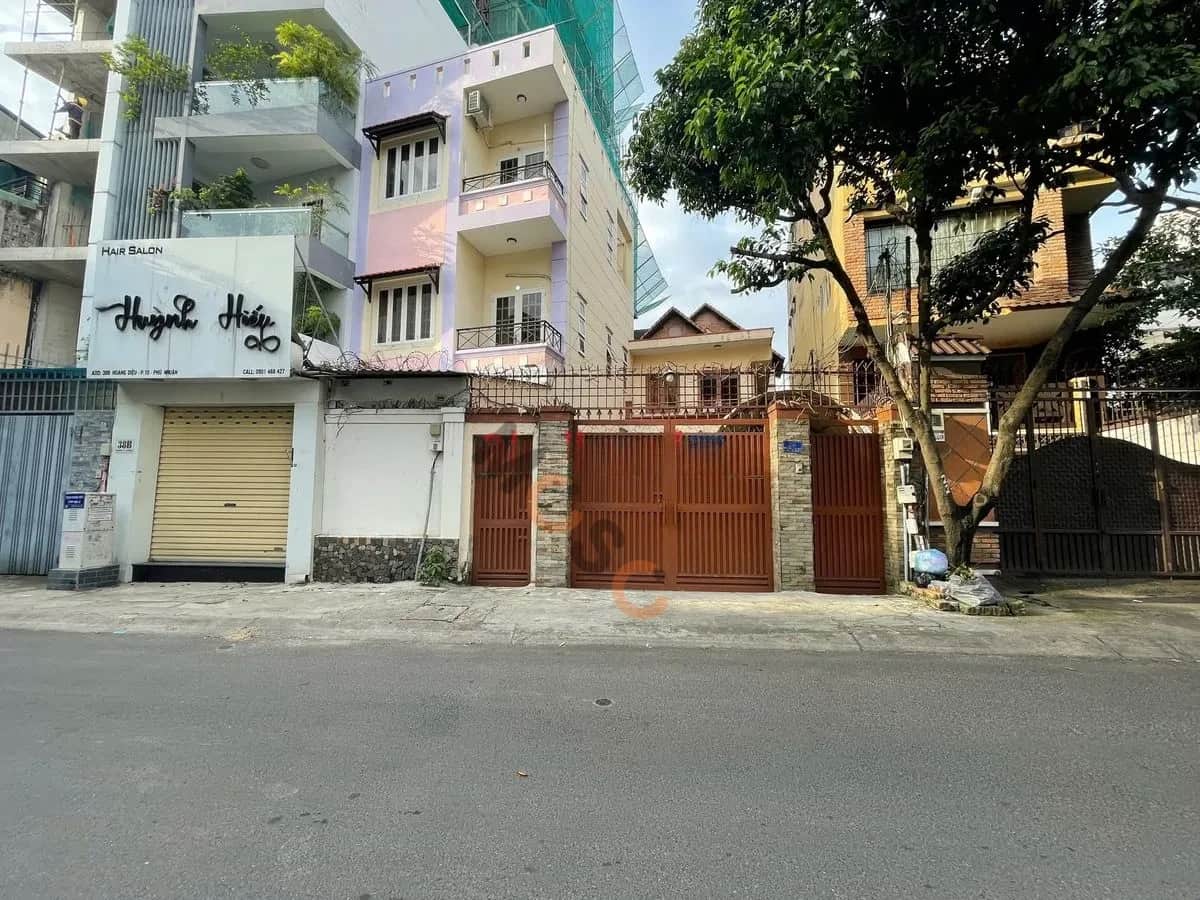 Cho thuê nhà mặt tiền Hoàng Diệu Phú Nhuận, TP.HCM – giá 130 triệu