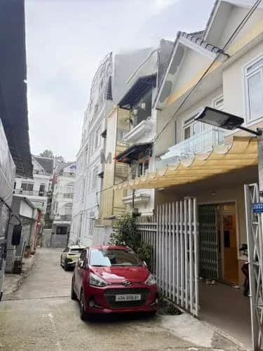 Cho thuê nhà hẻm Nguyễn Công Trứ Phường 8, Đà Lạt – 2 phòng ngủ, giá 8 triệu