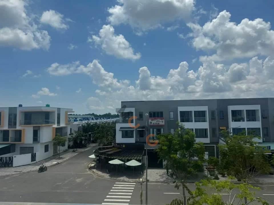 Bán nhà mặt tiền đường số 19, Khu đô thị mới lấn biển Tây Bắc Thành phố Rạch Giá, Kiên Giang – 4 phòng ngủ, giá 3.4 tỷ