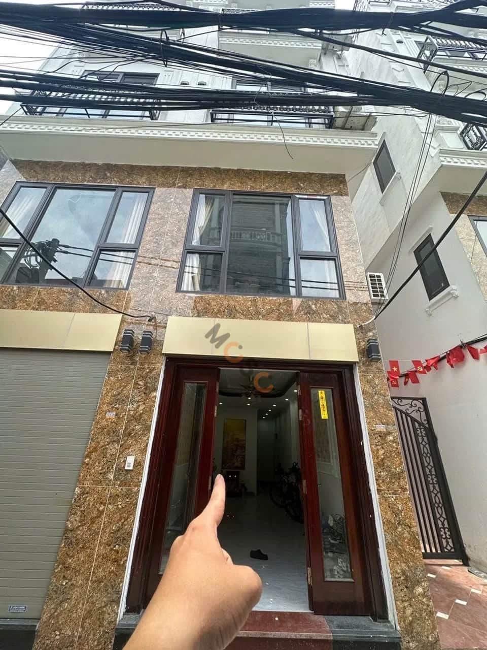 Bán nhà hẻm Đường Phú Diễn Quận Bắc Từ Liêm, TP. Hà Nội – 2 phòng ngủ, giá 9.5 tỷ