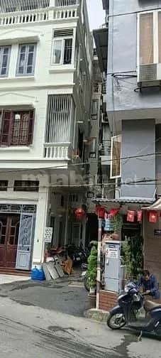 Cho thuê nhà hẻm Đường Hoàng Sâm Quận Cầu Giấy, Hà Nội – 3 phòng ngủ, giá 10 triệu