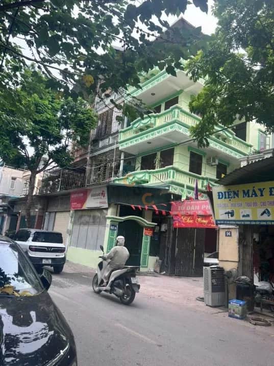 Cho thuê nhà mặt tiền Đường Phan Bá Vành Đông Ngạc, Hà Nội – 4 phòng ngủ, giá 25 triệu