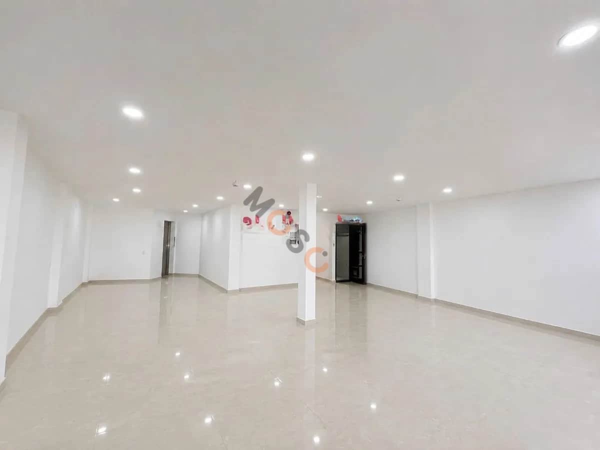 Cho thuê nhà mặt tiền Ngô Gia Tự Quận 10, TP.HCM – giá 120 triệu