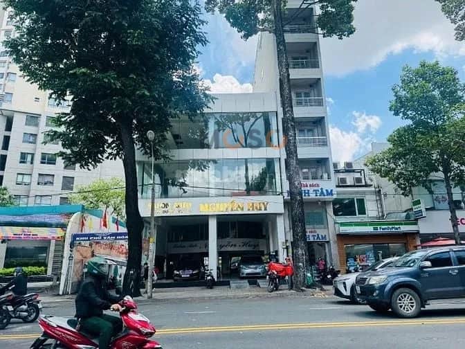 Cho thuê nhà mặt tiền Đường An Dương Vương Quận 5, TP.HCM – giá 300 triệu