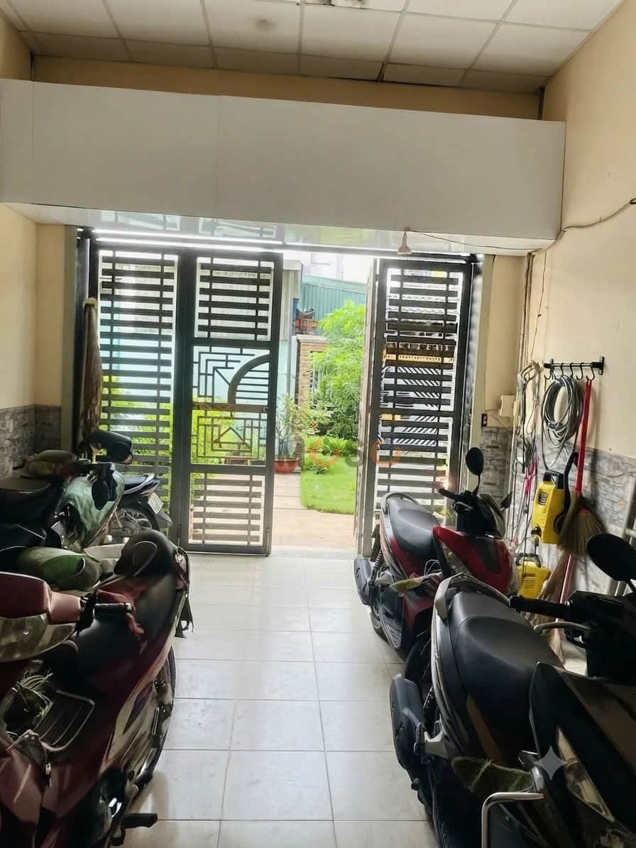 Bán nhà hẻm Liên khu 5-6 Quận Bình Tân, TP.HCM – 4 phòng ngủ, giá 5.8 tỷ