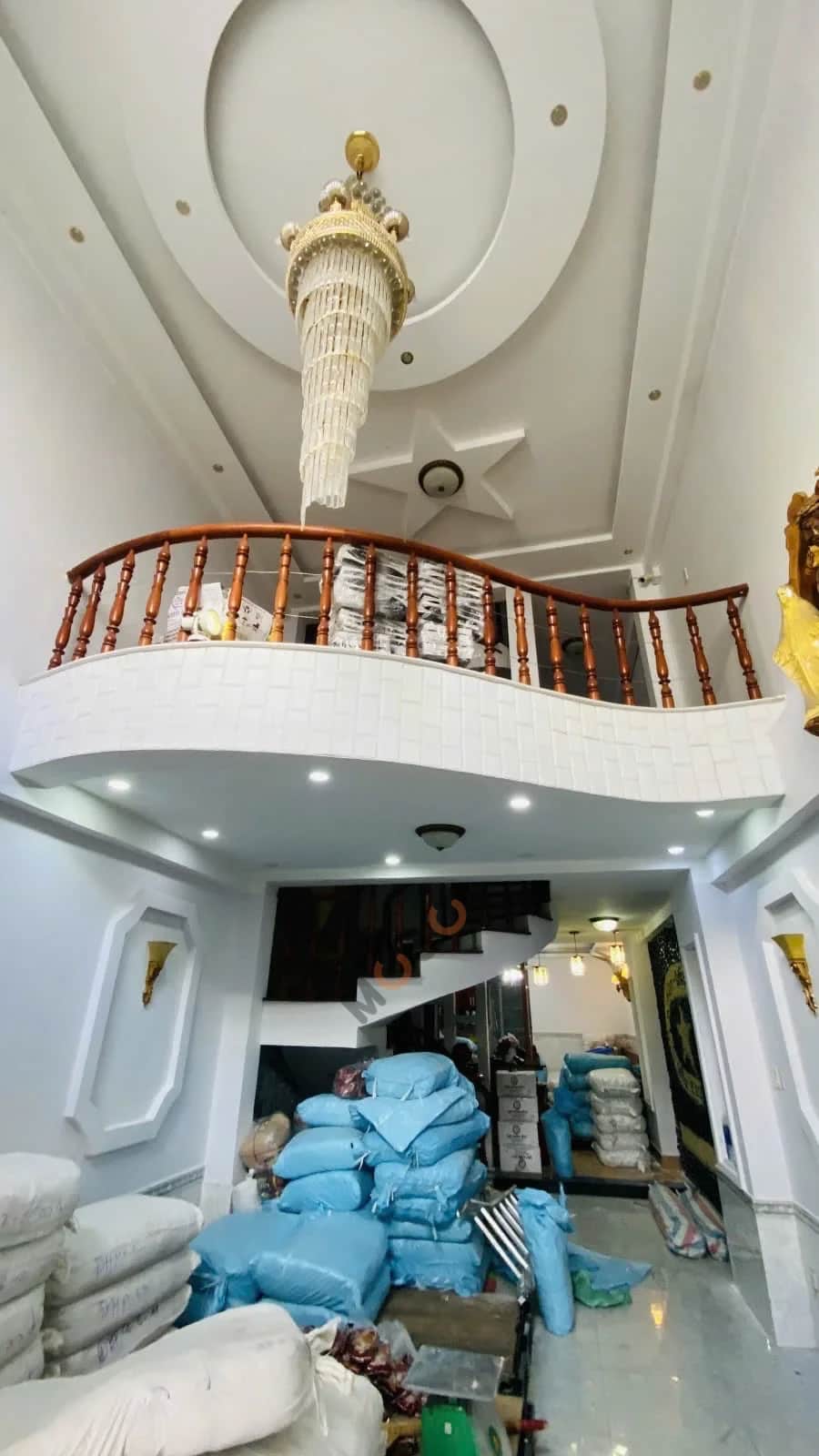 Bán nhà mặt tiền Nguyễn Ngọc Nhựt Quận Tân Phú, TP.HCM – 6 phòng ngủ, giá 13.6 tỷ