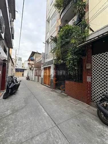 Cho thuê nhà hẻm Đường Hoà Hưng Quận 10, TP.HCM – 2 phòng ngủ, giá 12 triệu