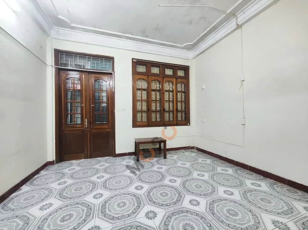 Cho thuê nhà hẻm Ngoc Ha, Ha Noi – 4 phòng ngủ, giá 11 triệu