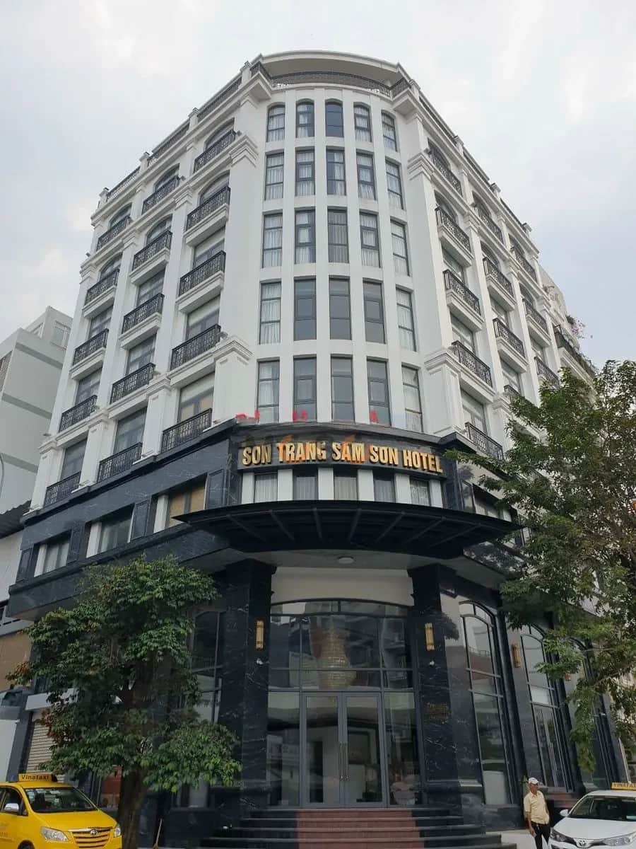Cho thuê căn hộ chung cư Châu Văn Liêm Quận 5, TP.HCM – 50 phòng ngủ, giá 585 triệu