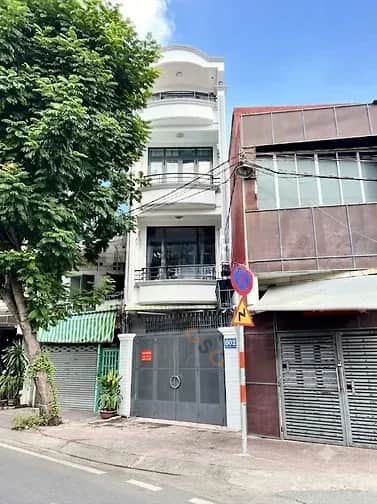 Cho thuê nhà hẻm Đường Trường Sa Quận 3, TP.HCM – 5 phòng ngủ, giá 45 triệu