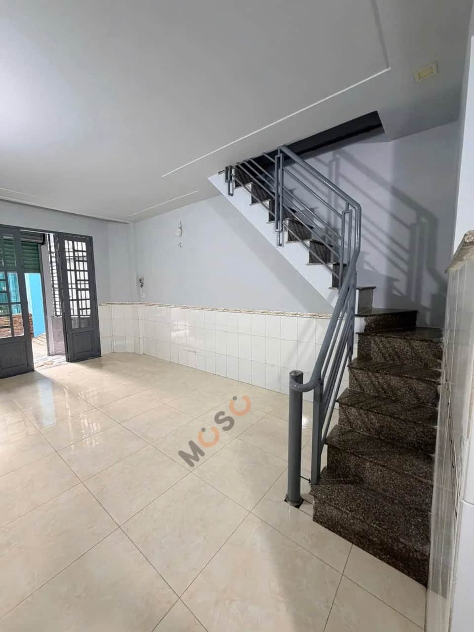 Cho thuê nhà hẻm Tô Hiến Thành Quận 10, TP.HCM – 2 phòng ngủ, giá 10 triệu