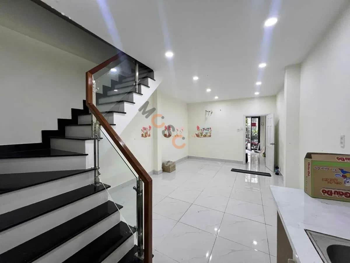 Cho thuê nhà hẻm Nguyễn Khắc Nhu Quận 1, TP.HCM – 3 phòng ngủ, giá 16 triệu