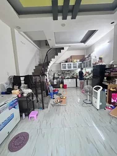 Cho thuê phòng trọ Đường Hưng Phú Quận 8, TP.HCM – 2 phòng ngủ, giá 10 triệu