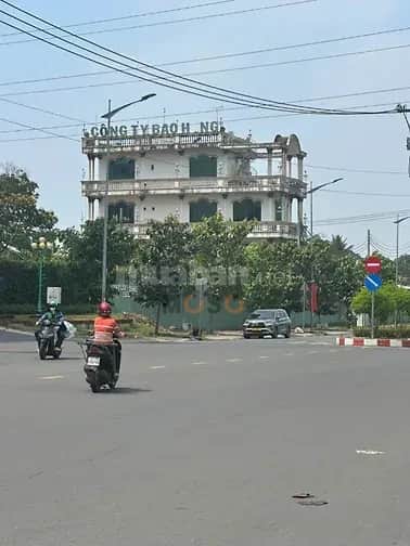 Cho thuê văn phòng Đường Tạ Quang Bửu Quận 8, TP.HCM – giá 40 triệu