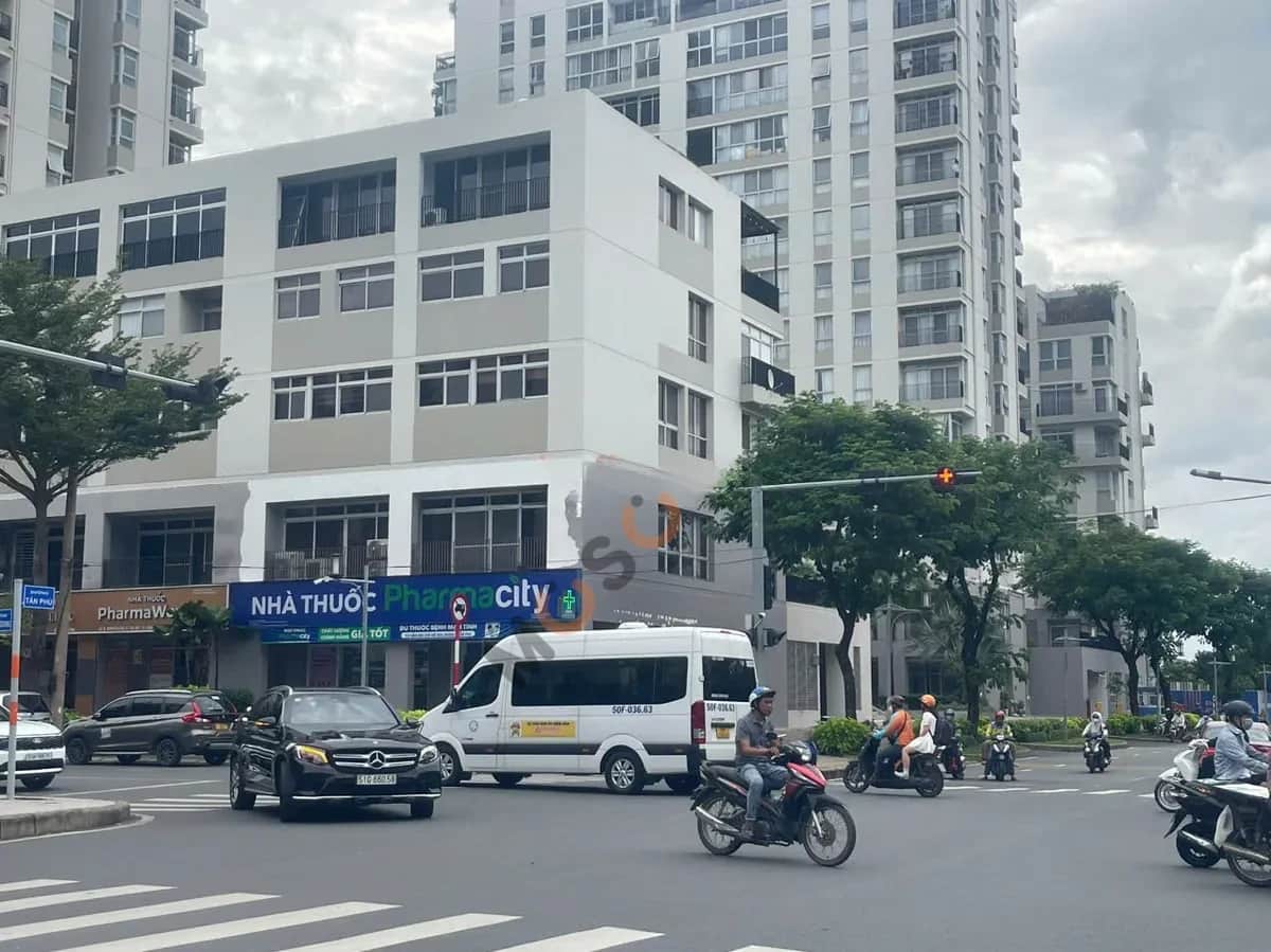 Cho thuê nhà mặt tiền Raymondienne Quận 7, Ho Chi Minh – 7 phòng ngủ, giá 220 triệu