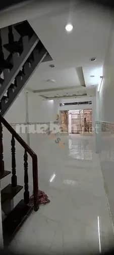 Cho thuê nhà hẻm Đường Tôn Đản Quận 4, TP.HCM – 2 phòng ngủ, giá 13 triệu