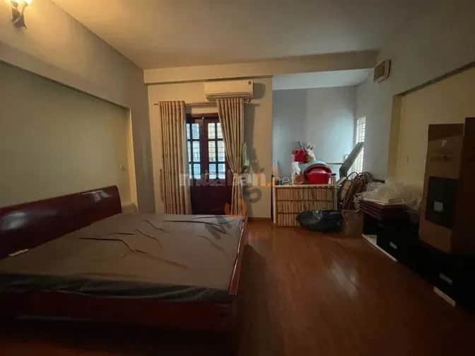 Cho thuê nhà hẻm Phố Đội Cấn Ba Đình, Hà Nội – 6 phòng ngủ, giá 20 triệu