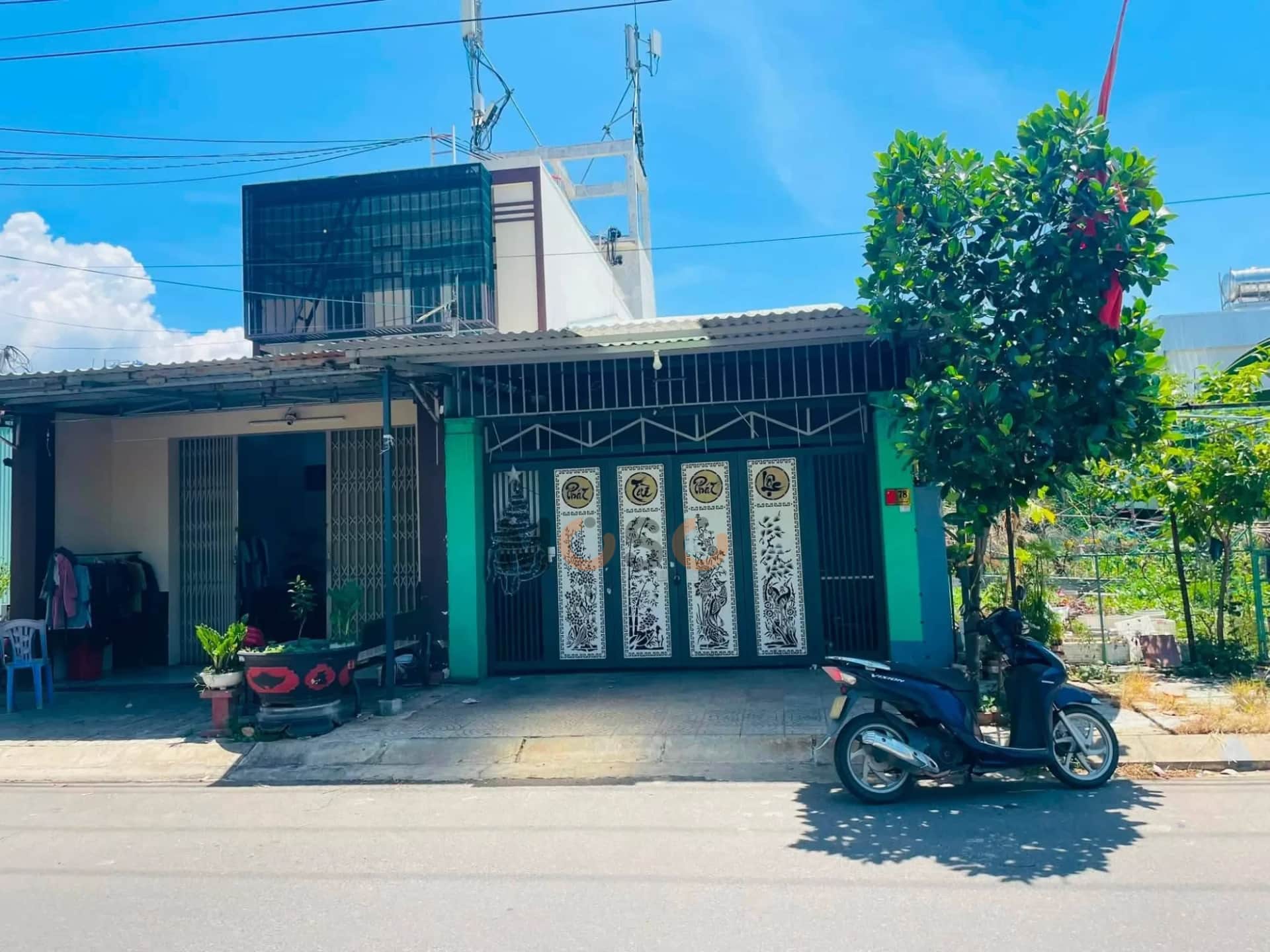 Bán nhà mặt tiền Nguyễn Bá Loan Huyện Hòa Vang, TP. Đà Nẵng – 3 phòng ngủ, giá 3.6 tỷ