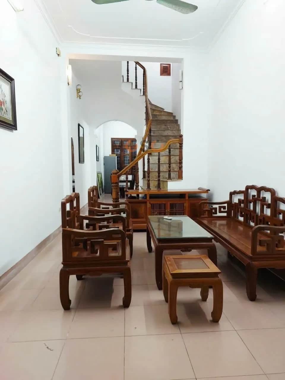 Cho thuê nhà hẻm P. Lộc Ô Chợ Dừa, Hà Nội – 2 phòng ngủ, giá 11.5 triệu