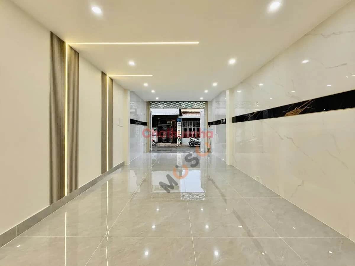 Cho thuê nhà mặt tiền Đường Phạm Ngũ Lão Quận 1, TP.HCM – 1 phòng ngủ, giá 20 triệu