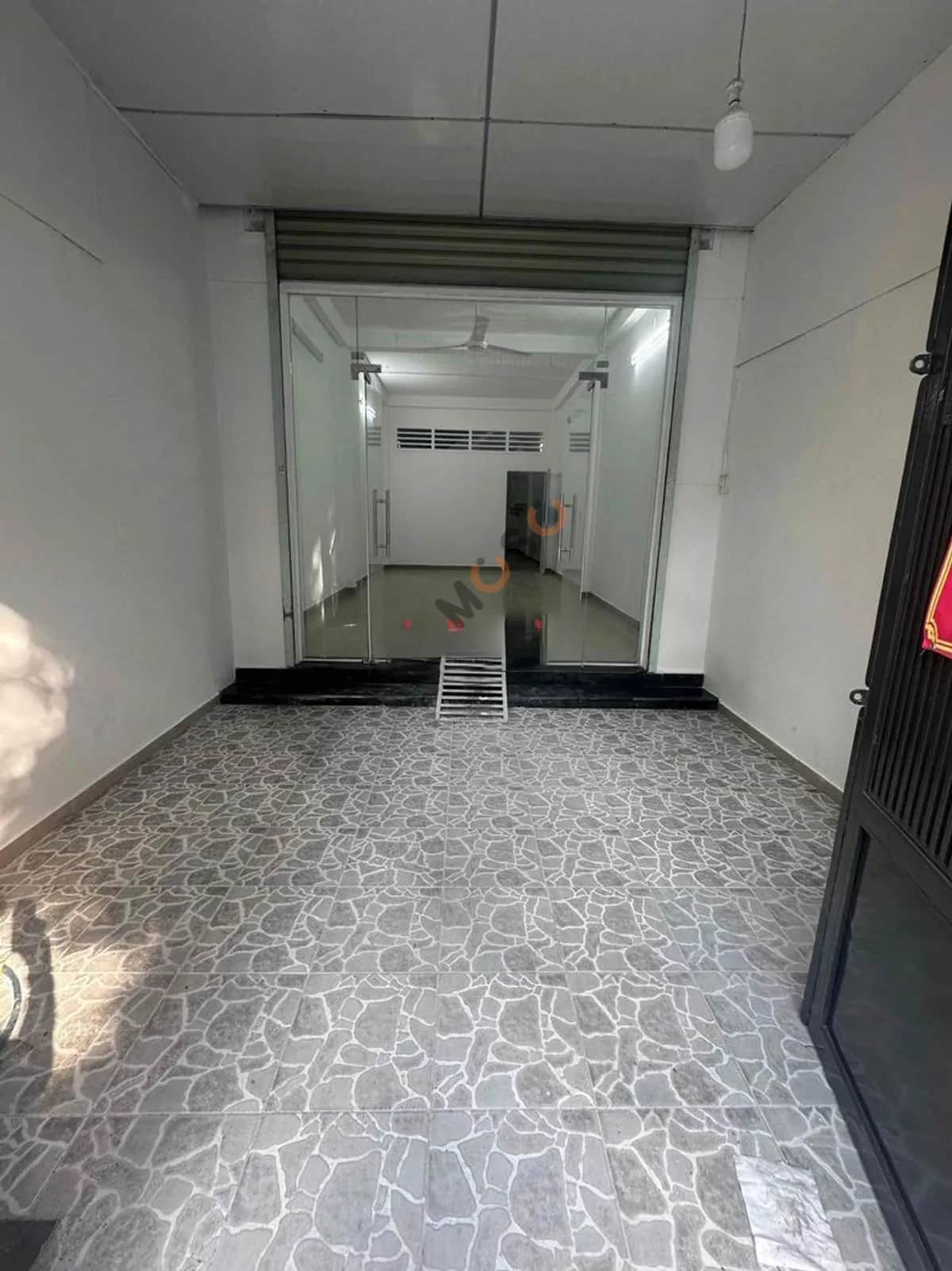 Cho thuê nhà mặt tiền Nguyễn Thái Bình Tân Bình, TP.HCM – 2 phòng ngủ, giá 25 triệu