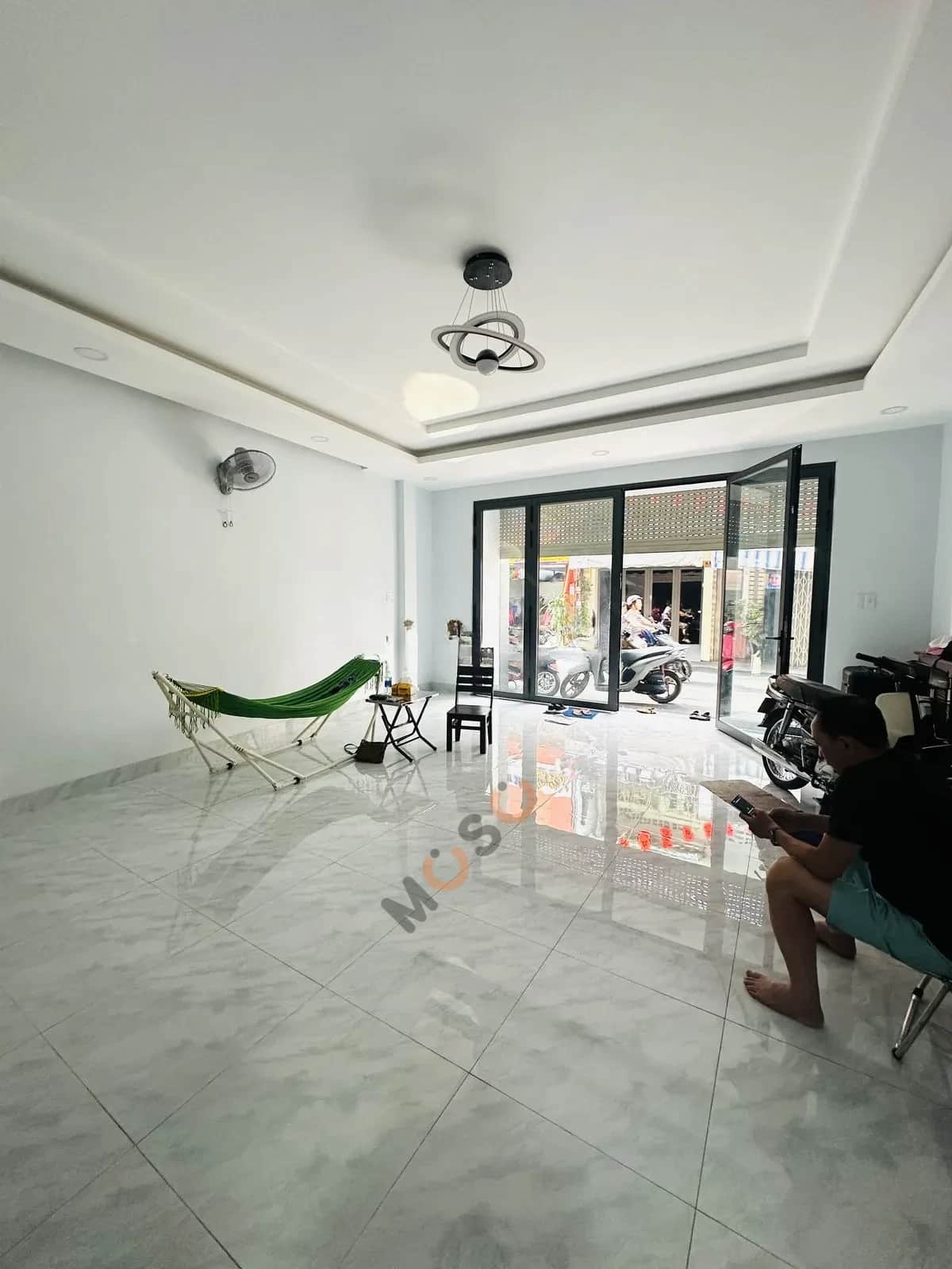 Cho thuê nhà mặt tiền Đường 4 Quận 3, TP.HCM – 6 phòng ngủ, giá 40 triệu