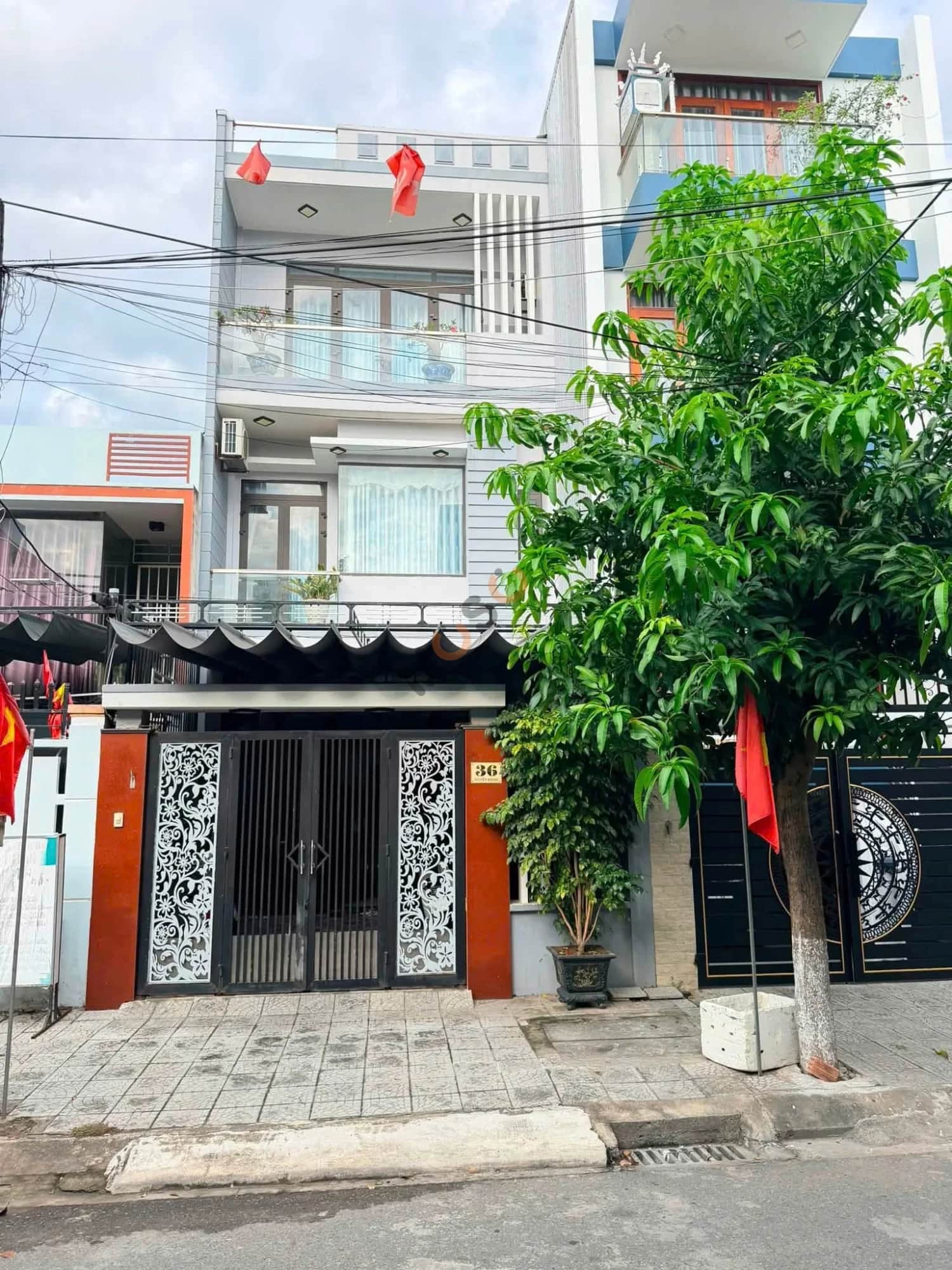 Bán nhà mặt tiền Nguyễn Khang Quận Thanh Khê, TP. Đà Nẵng – 4 phòng ngủ, giá 7.7 tỷ