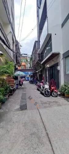 Cho thuê nhà hẻm Đường Cao Đạt Quận 5, TP.HCM – 3 phòng ngủ, giá 17 triệu