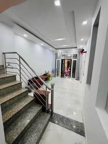 Cho thuê nhà hẻm Âu Dương Lân Quận 8, TP.HCM – 4 phòng ngủ, giá 15 triệu