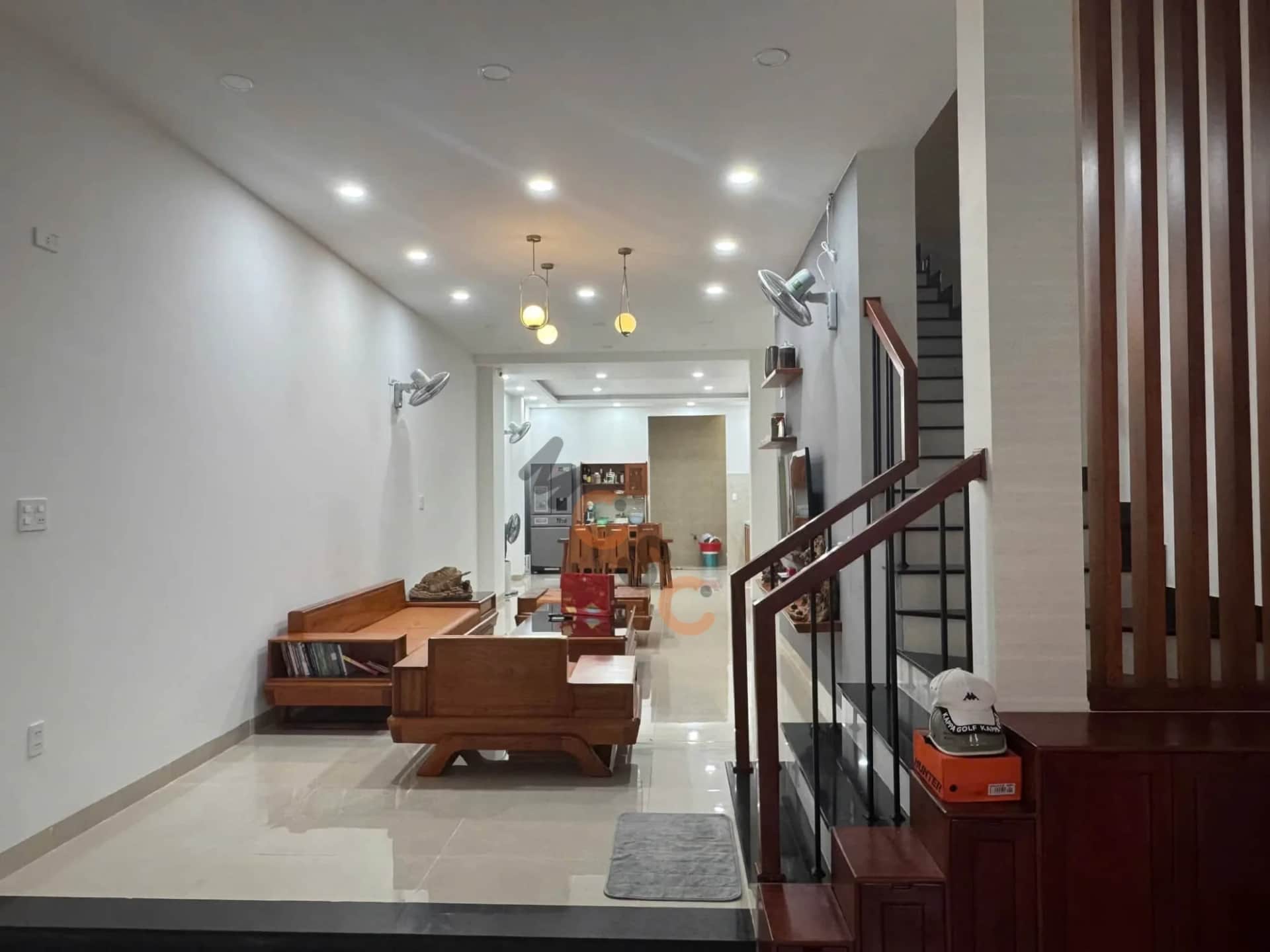 Bán nhà mặt tiền Phan Vinh Thành phố Nha Trang, Khánh Hòa – 3 phòng ngủ, giá 11.5 tỷ