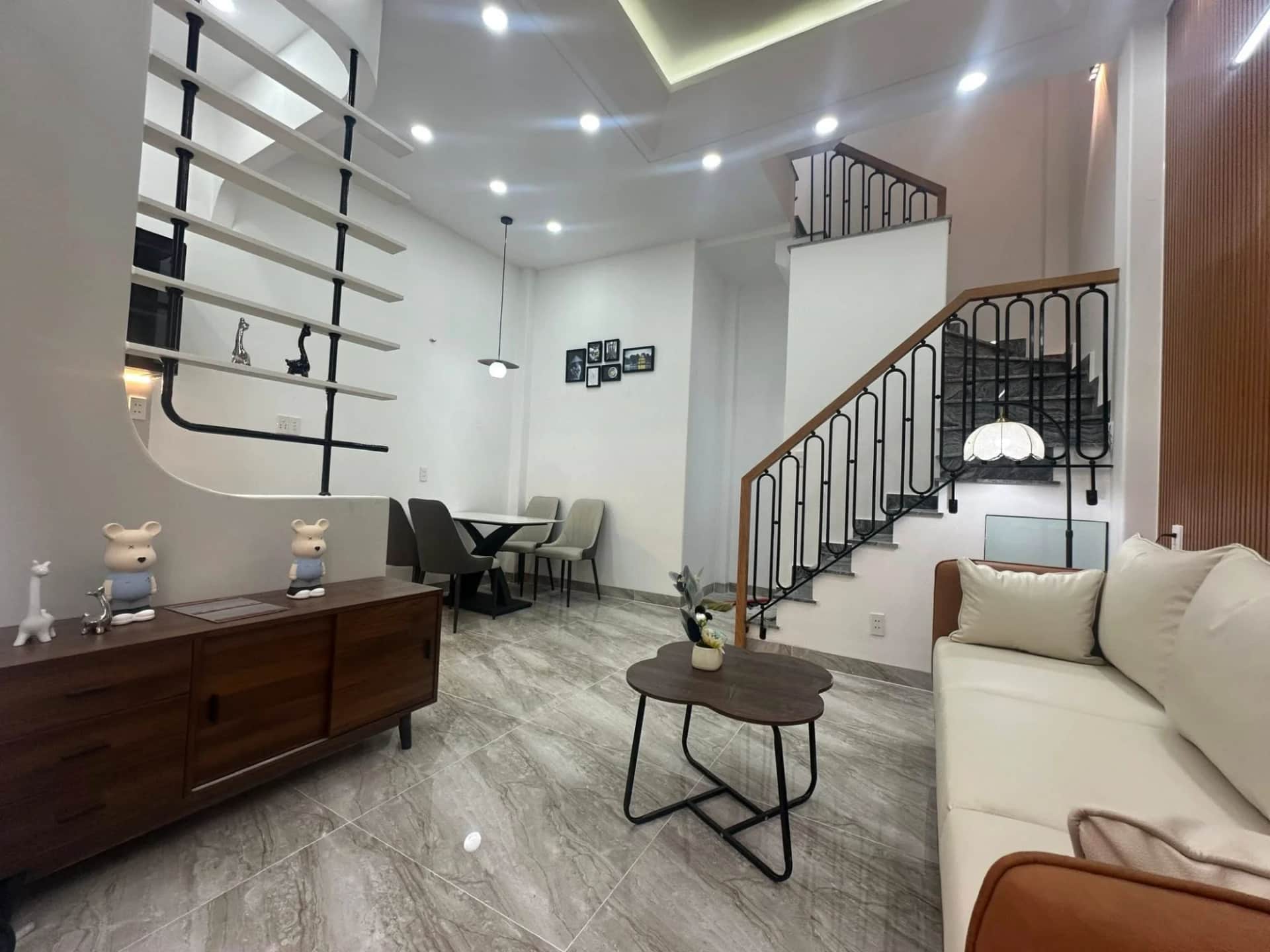 Bán nhà hẻm 451/76/2 Phạm Thế Hiển Quận 8, TP.HCM – 3 phòng ngủ, giá 5.3 tỷ Bán nhà hẻm 451/76/2 Phạm Thế Hiển Quận 8, TP.HCM – 3 phòng ngủ, giá 5.3 tỷ