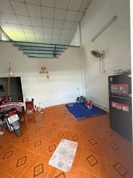 Bán nhà hẻm Thửa 185 - tờ 70, Khu phố 1B Thành phố Thuận An, Bình Dương – 2 phòng ngủ, giá 1.8 tỷ