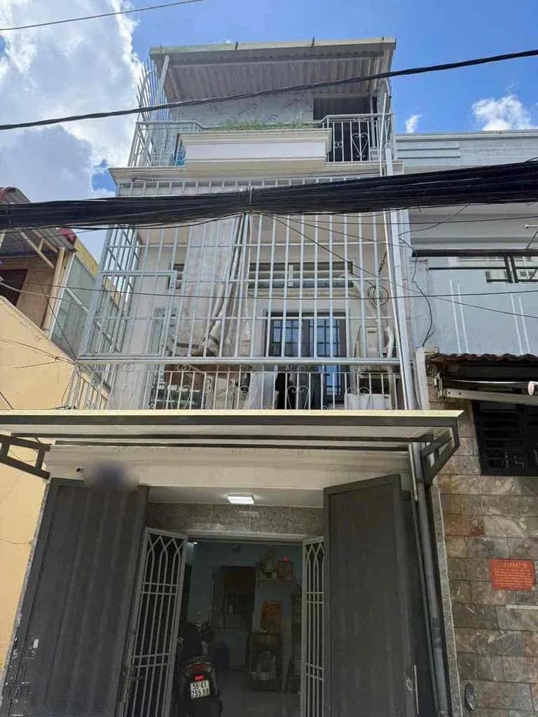 Cho thuê nhà mặt tiền Bến Mễ Cốc Quận 8, TP.HCM – 5 phòng ngủ, giá 10 triệu