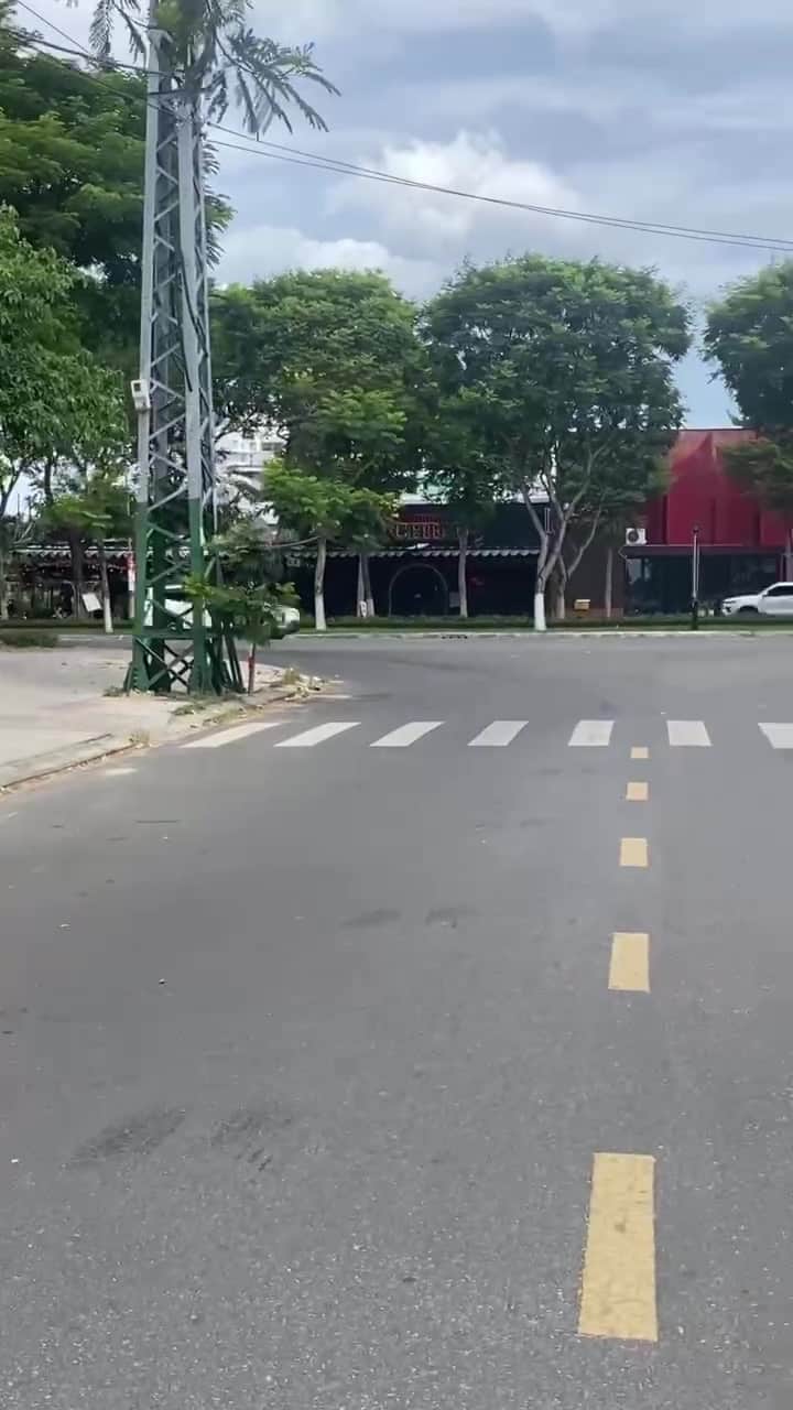 7912367733353.mp4