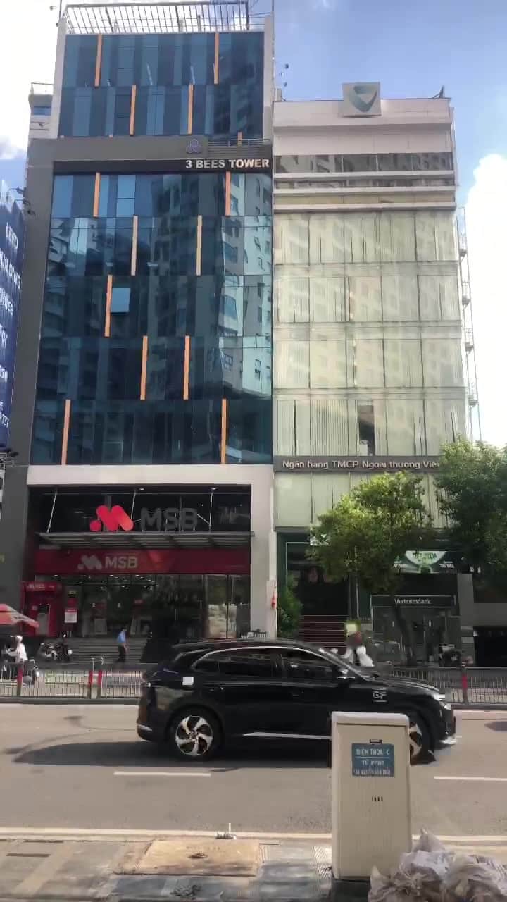 b.mp4
